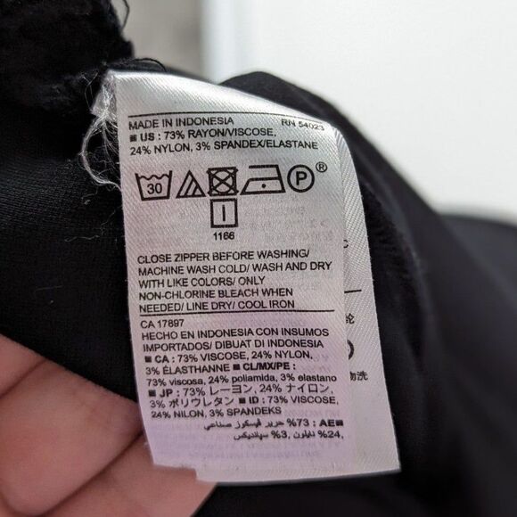 Old Navy Women's Size Medium Black Leggings with Zipper Design Sides - Picture 5 of 5